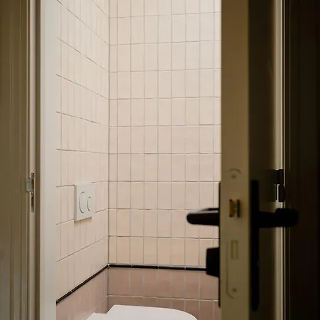 Hotel Mr.lewis 3*