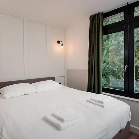 Hotel Mr.lewis 3*