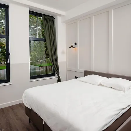 Mr.lewis Hotel 3*