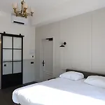 Mr.lewis Hotel Róterdam