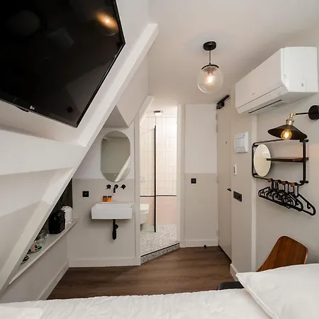 Mr.lewis 3* Rotterdam