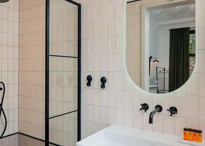 Отель Mr.lewis Роттердам